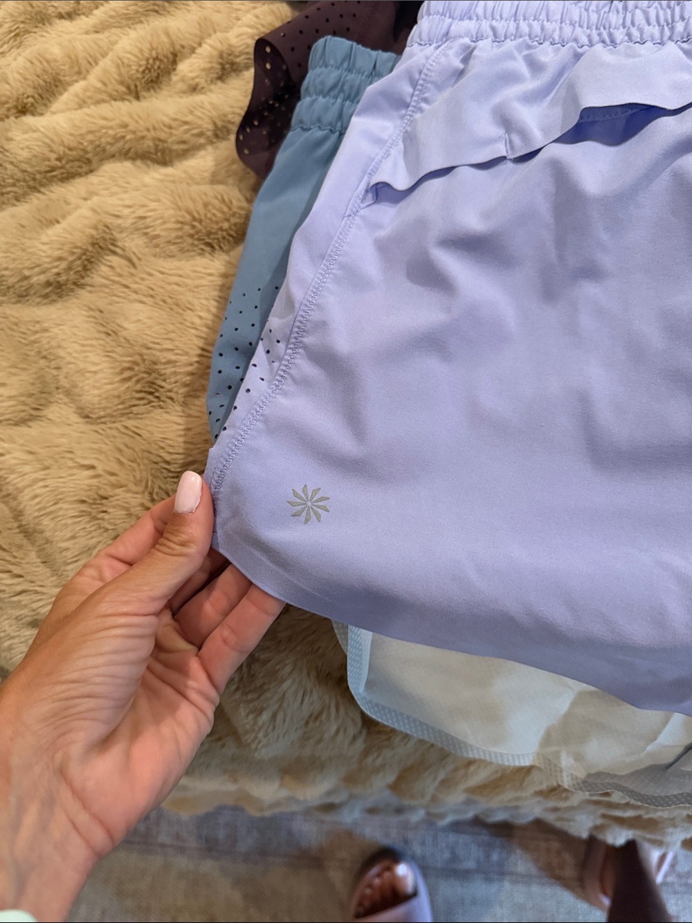 Athleta Hustle shorts - Picture 4 of 5